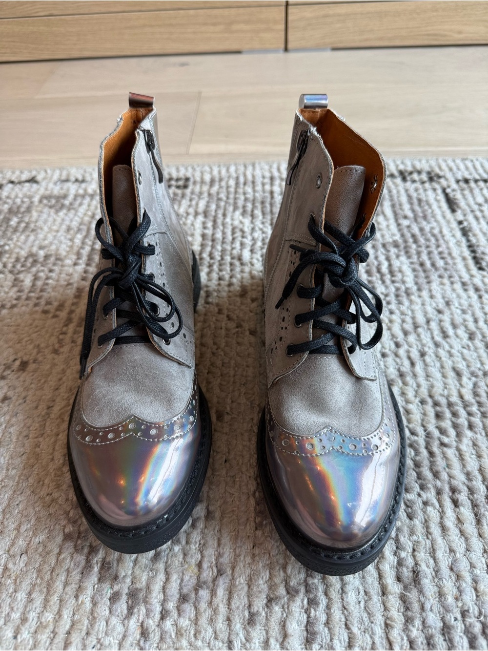 NWOB Embassy London Metallic Silver Combat Boots 37 - Picture 7 of 13